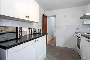 Stay Comfortable-city Centre-spacious 4 Bed House!