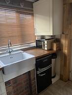 Captivating 1-bed Cottage in Halifax