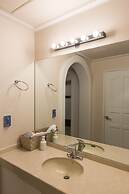 Canvas Hostel - Black