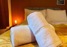 The Jewel Box Birmingham City Apartment