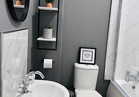 The Jewel Box Birmingham City Apartment