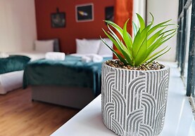 The Jewel Box Birmingham City Apartment