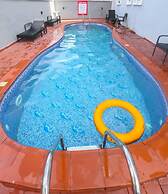 Westbro hotel and suites