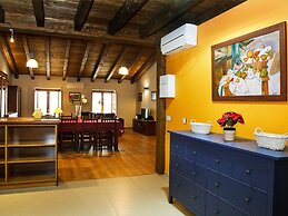 La Casa del Vino