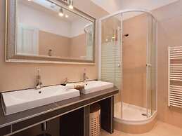 Kunsthaus Apartments