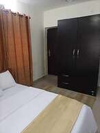 Ajah Apartment & Suites