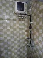 Ajah Apartment & Suites