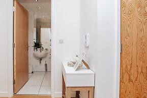 Birmingham City Centre - 3 Bed Apartment