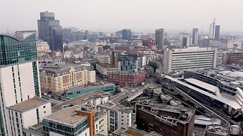 Birmingham City Centre - 3 Bed Apartment