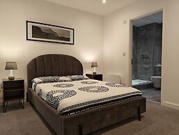 Birmingham City Centre - 3 Bed Apartment