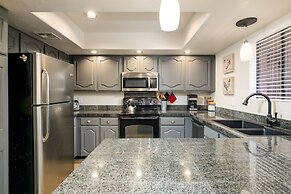 Villa Anasazi 2 Bedroom Condo by RedAwning