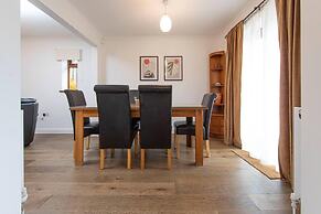 Beautiful 3-bed House in Merthyr Tydfil