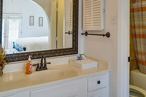 San Antonio Home w/ Private Pool: 5 Mi to Downtown