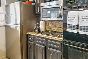 San Antonio Home w/ Private Pool: 5 Mi to Downtown