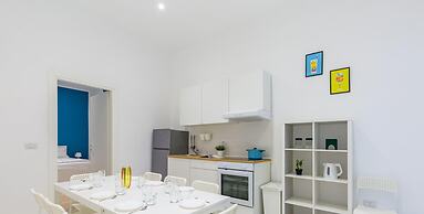 White Blue Apartment at Sanit by Wonderful Italy