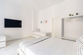 White Blue Apartment at Sanit by Wonderful Italy