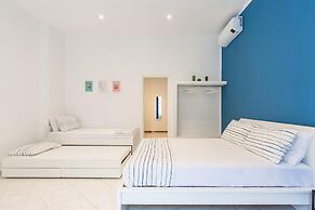 White Blue Apartment at Sanit by Wonderful Italy