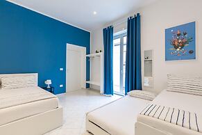 White Blue Apartment at Sanit by Wonderful Italy