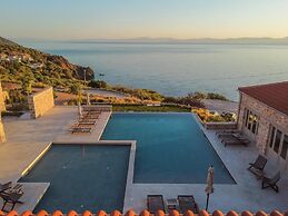 Sampatiki Suites - Seaview Luxury Suites With Breakfast And Spa