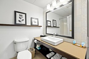 Independence Stay Hotel & Suites