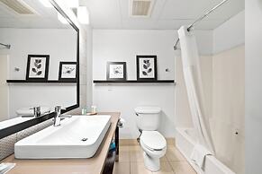 Independence Stay Hotel & Suites