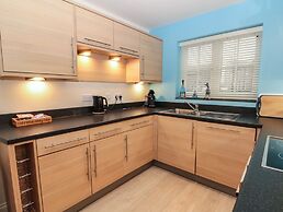 Coastal Retreat, The Bay