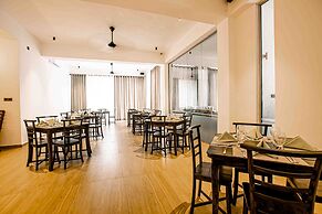 Emerald Bay Resort Mirissa