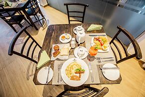 Emerald Bay Resort Mirissa