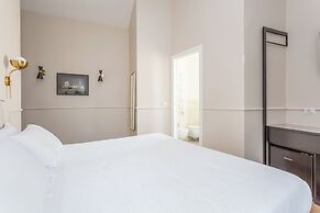 Daplace - La Mongolfiera Rooms in Navona