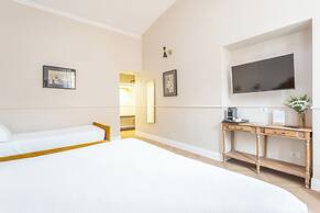 Daplace - La Mongolfiera Rooms in Navona