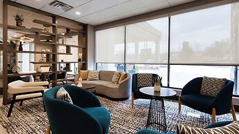 Holiday Inn Nashville Airport by IHG