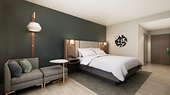 Holiday Inn Nashville Airport by IHG