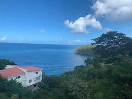 Story Villa, 2 Bedrooms With Mountain & Ocean View