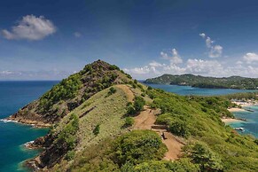 Story Villa, 2 Bedrooms With Mountain & Ocean View