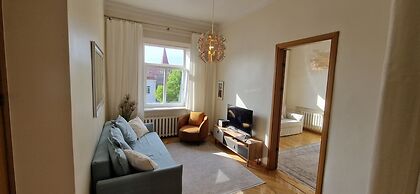 Tyzen38 Luxury Apartment