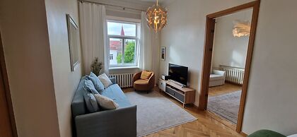 Tyzen38 Luxury Apartment