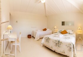 Harmoniosa Mansão com 7 Suítes Ferradura