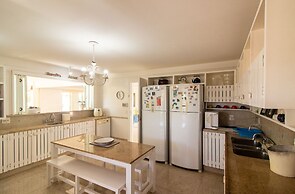 Harmoniosa Mansão com 7 Suítes Ferradura