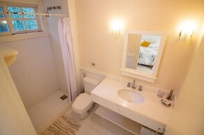 Harmoniosa Mansão com 7 Suítes Ferradura