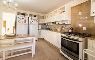 Harmoniosa Mansão com 7 Suítes Ferradura