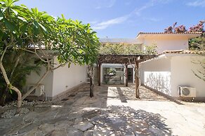 Harmoniosa Mansão com 7 Suítes Ferradura