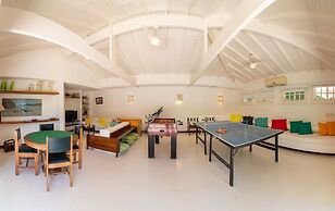 Harmoniosa Mansão com 7 Suítes Ferradura