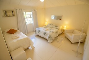 Harmoniosa Mansão com 7 Suítes Ferradura