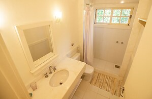 Harmoniosa Mansão com 7 Suítes Ferradura