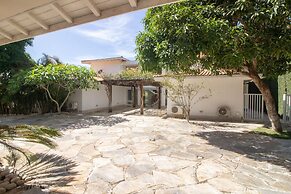 Harmoniosa Mansão com 7 Suítes Ferradura