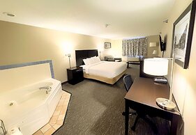 Country Trails Inn & Suites