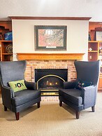 Country Trails Inn & Suites