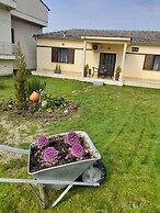 Garden Paradise in Megalochori Trikala