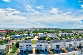 Destin Delight by Avantstay Majestic 3-story Home Near Beach~wifi~bbq~