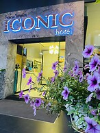 Iconic Hotel